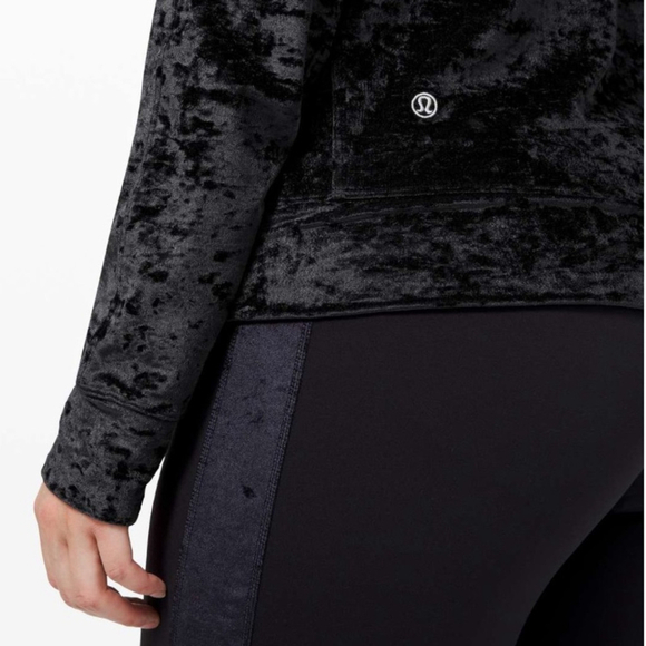 Lululemon Warm Down Crew Crushed Velvet
Black Size 8 - Picture 3 of 8